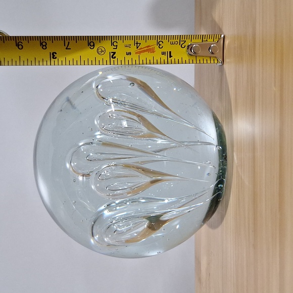 #AAM Handblown clear glass paper weight - Picture 6 of 7